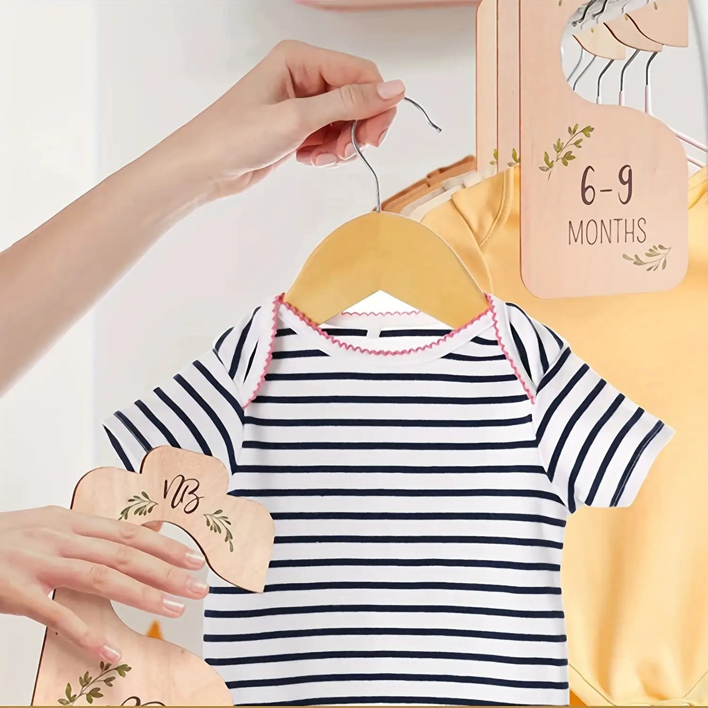 Organisateurs de Penderie Bébé en Bois Naturel