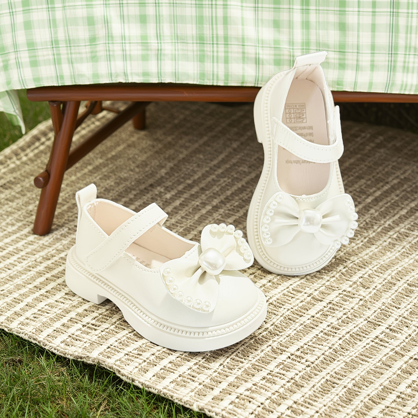 Ballerines Bébé Fille Style Mary Jane avec Perles et Nœud Satiné