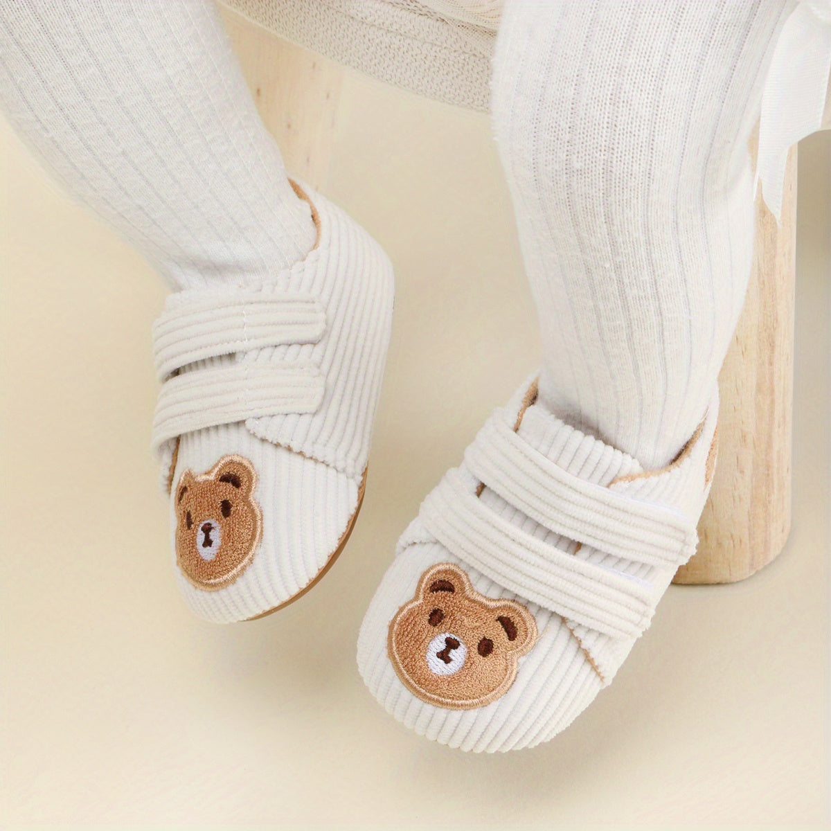 Chaussons Bébé Premiers Pas Antidérapants en Velours Côtelé