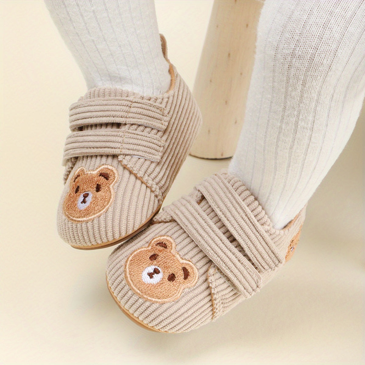 Chaussons Bébé Premiers Pas Antidérapants en Velours Côtelé