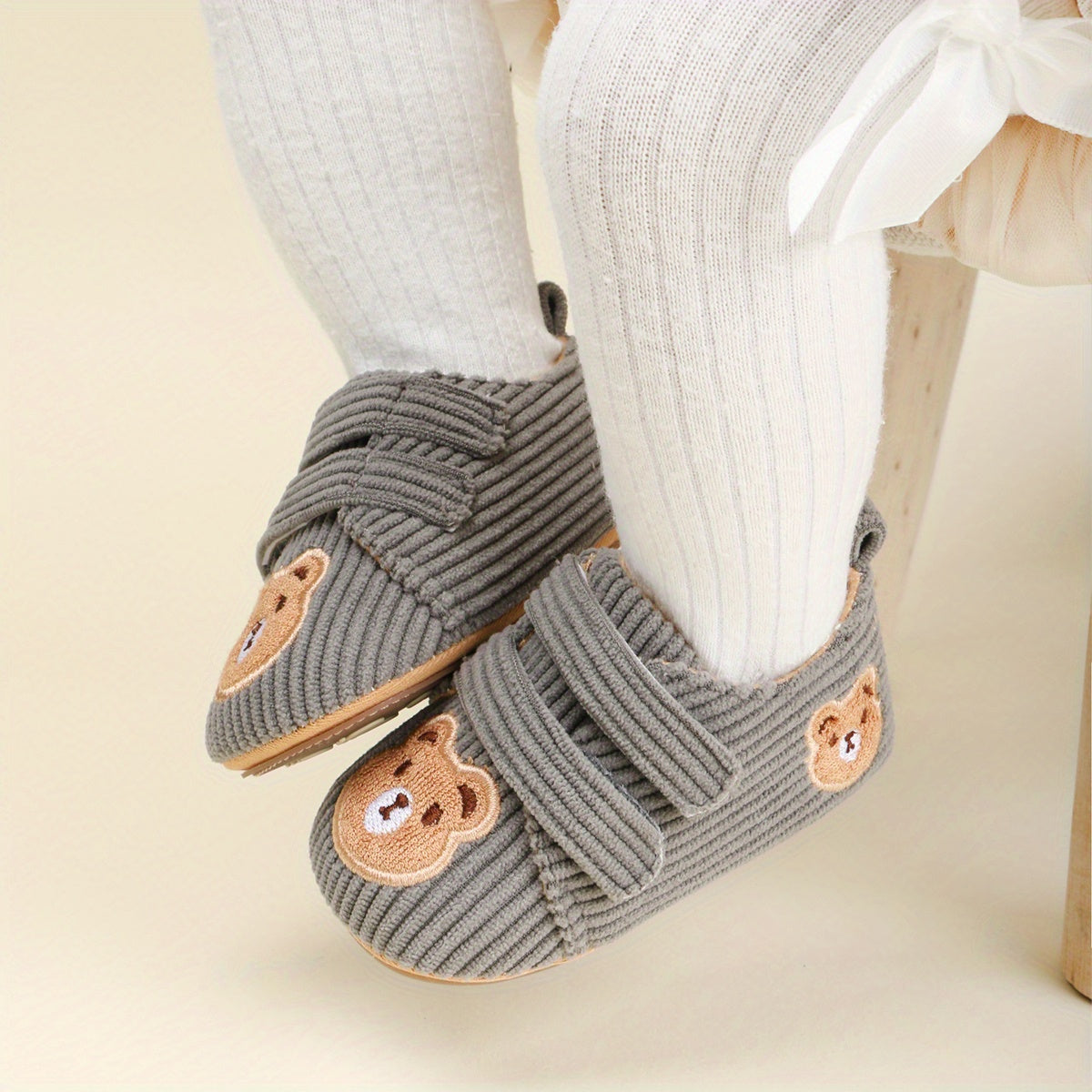 Chaussons Bébé Premiers Pas Antidérapants en Velours Côtelé