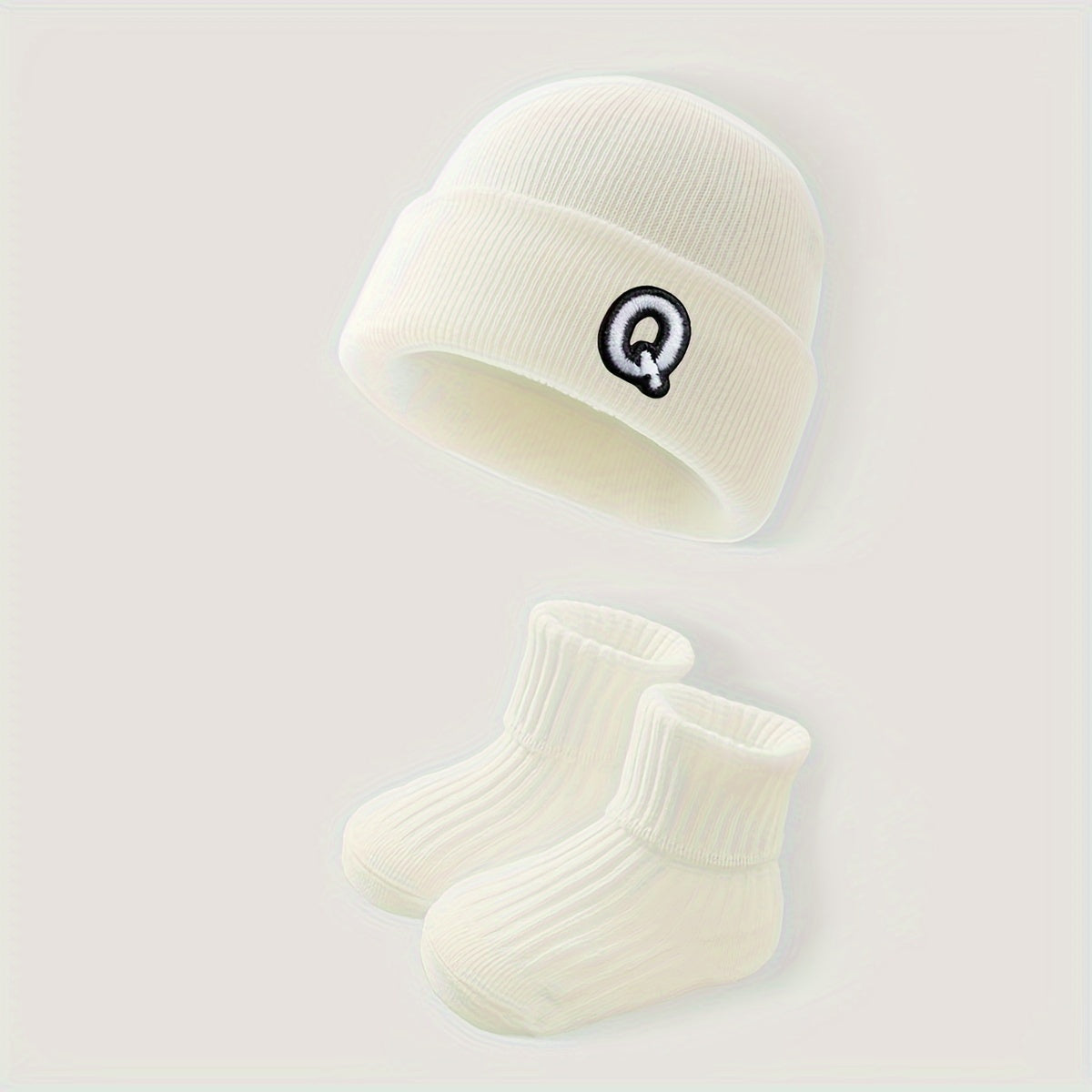 Ensemble Naissance 2 Pièces : Bonnet et Chaussons Bébé, Lettre Initiale Brodée - Cadeau Idéal