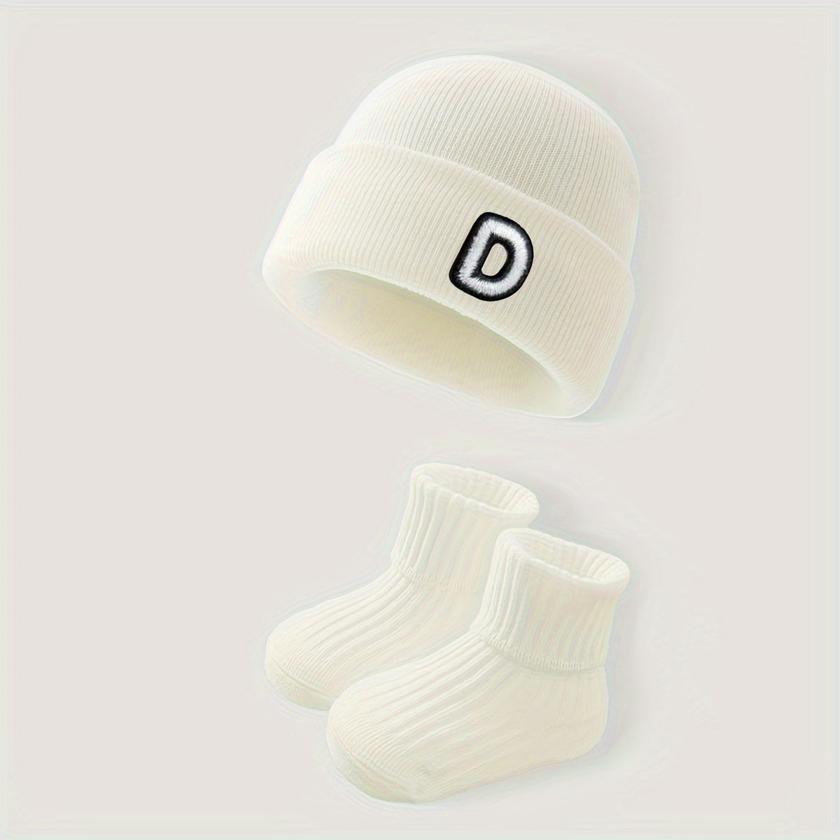 Ensemble Naissance 2 Pièces : Bonnet et Chaussons Bébé, Lettre Initiale Brodée - Cadeau Idéal