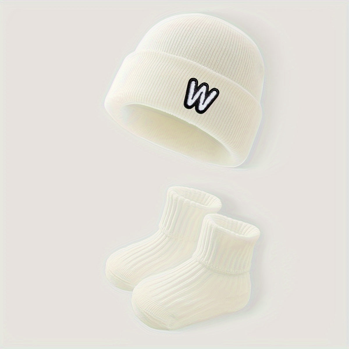 Ensemble Naissance 2 Pièces : Bonnet et Chaussons Bébé, Lettre Initiale Brodée - Cadeau Idéal